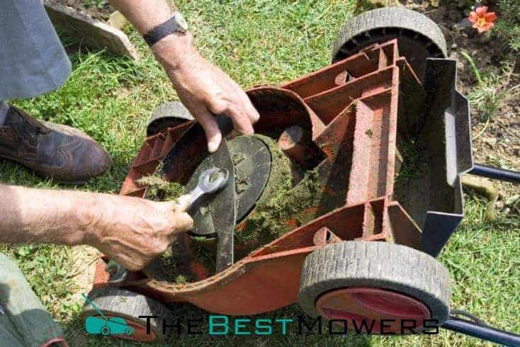 How To Sharpen Mower & Riding Lawn Mower Blades Without Removing Them3.jpg